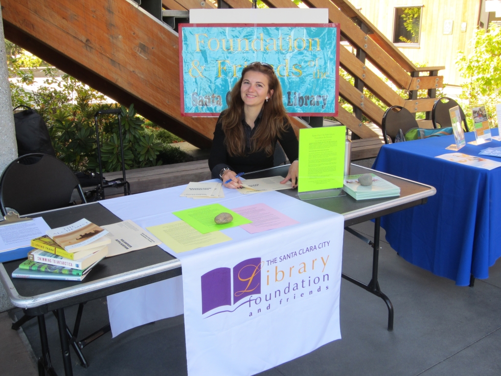 Volunteer at Foothill College Faire