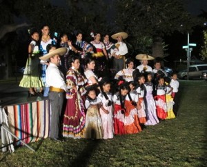 Post Dance Ballet Folklorio